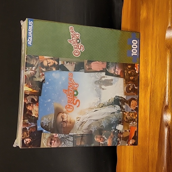 A Christmas Story Aquarius 1000 pc puzzle NWT - Picture 1 of 3